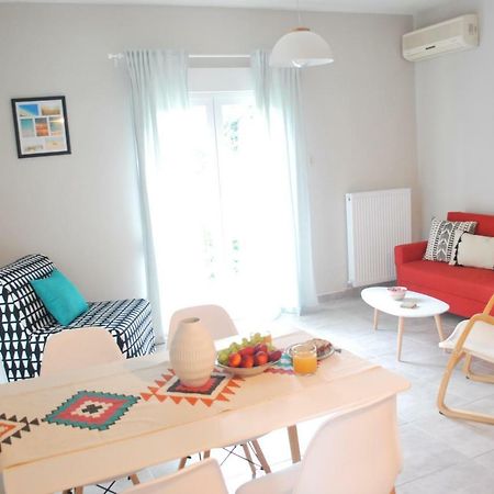 Cornelia Apartment PalaiónTsiflíkion エクステリア 写真