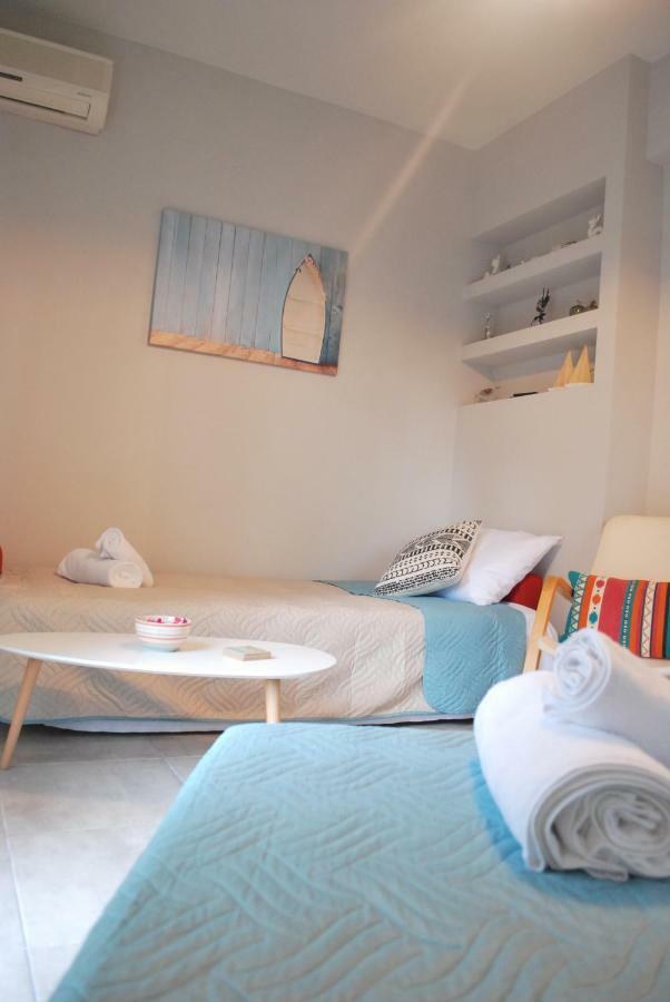 Cornelia Apartment PalaiónTsiflíkion エクステリア 写真